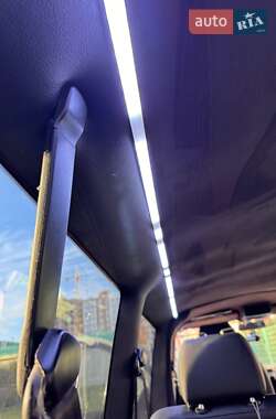 Минивэн Volkswagen Transporter 2011 в Луцке