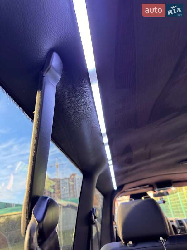 Минивэн Volkswagen Transporter 2011 в Луцке