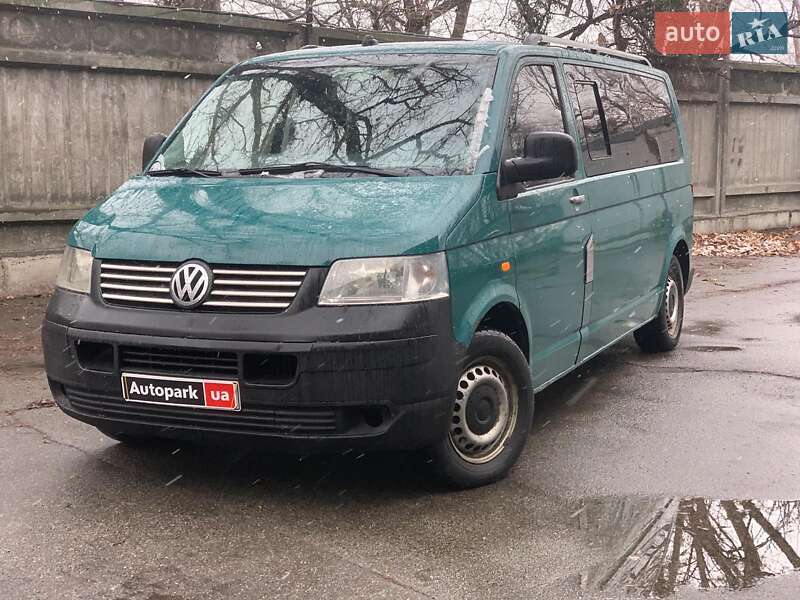 Минивэн Volkswagen Transporter 2004 в Киеве