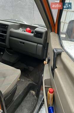 Минивэн Volkswagen Transporter 1993 в 