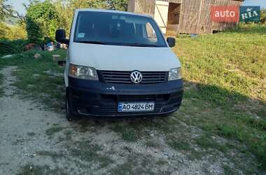 Мінівен Volkswagen Transporter 2004 в Тячеві