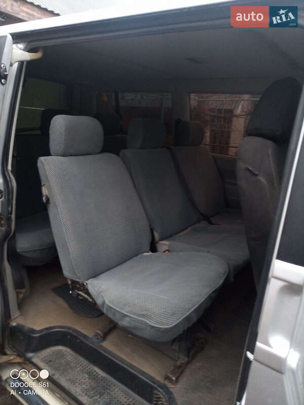 Минивэн Volkswagen Transporter 1996 в Костополе