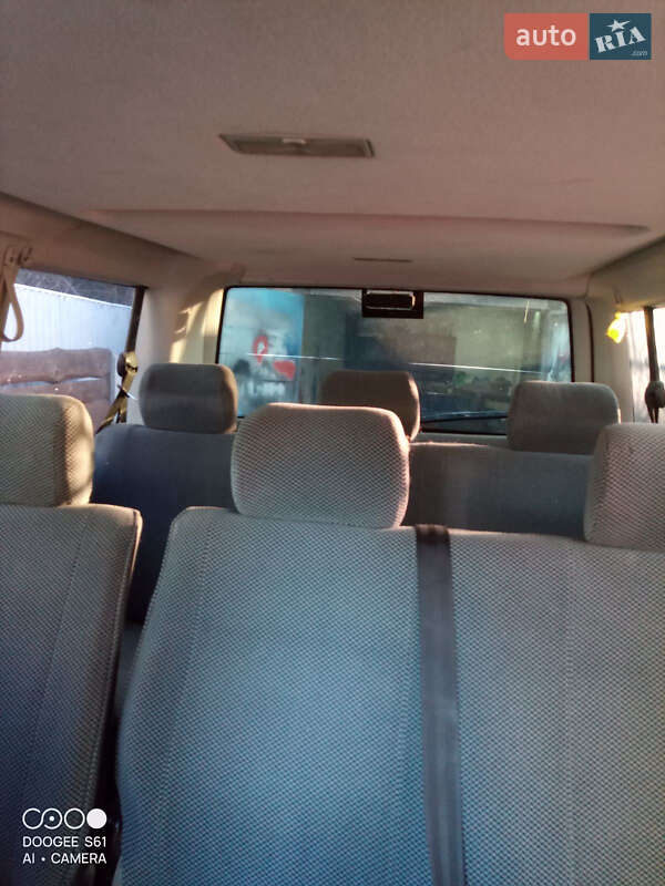 Минивэн Volkswagen Transporter 1996 в Костополе