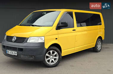 Минивэн Volkswagen Transporter 2004 в Сарнах