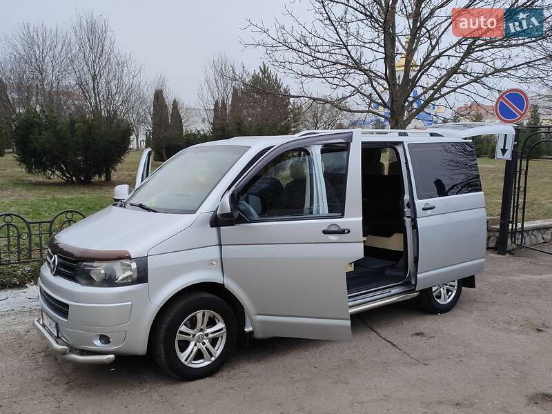 Мінівен Volkswagen Transporter 2010 в Сумах