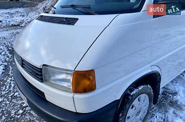 Мінівен Volkswagen Transporter 2002 в Здолбуніві