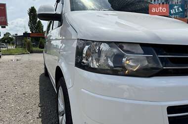 Мінівен Volkswagen Transporter 2013 в Києві