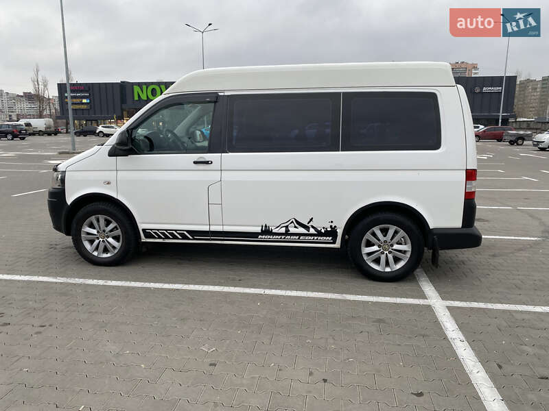 Минивэн Volkswagen Transporter 2014 в Киеве
