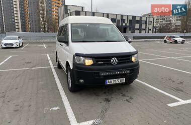 Минивэн Volkswagen Transporter 2014 в 