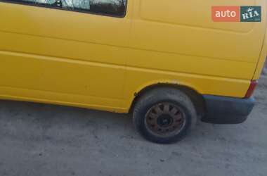 Вантажопасажирський фургон Volkswagen Transporter 1999 в Одесі