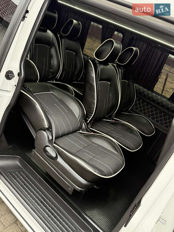 Минивэн Volkswagen Transporter 2020 в Киеве