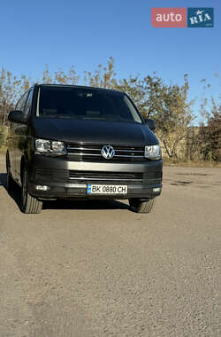 Мінівен Volkswagen Transporter 2016 в Рівному