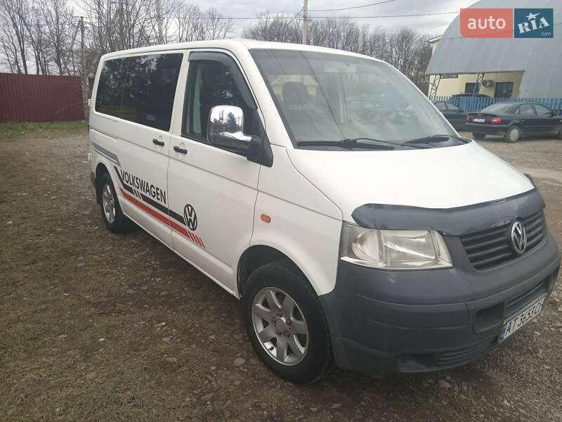 Мінівен Volkswagen Transporter 2004 в Івано-Франківську