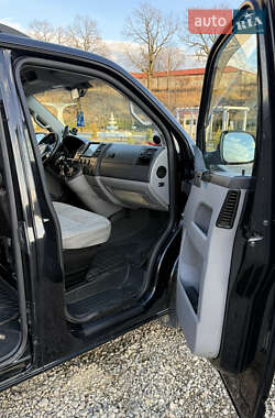 Минивэн Volkswagen Transporter 2009 в 