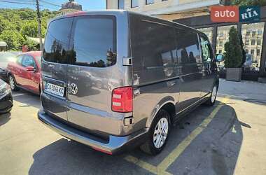 Грузовой фургон Volkswagen Transporter 2017 в 