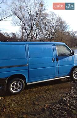 Грузовой фургон Volkswagen Transporter 1993 в Ужгороде