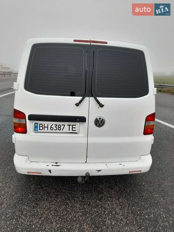 Минивэн Volkswagen Transporter 2005 в Ананьеве
