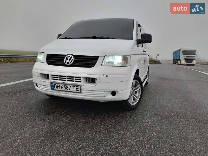 Минивэн Volkswagen Transporter 2005 в Ананьеве