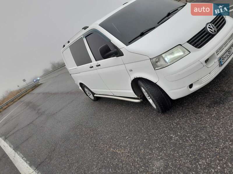 Минивэн Volkswagen Transporter 2005 в Ананьеве