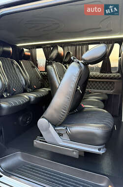 Минивэн Volkswagen Transporter 2018 в 