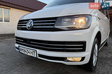 Минивэн Volkswagen Transporter 2018 в 