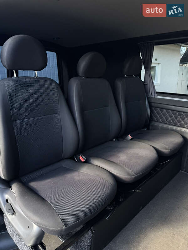 Мінівен Volkswagen Transporter 2015 в Снятині