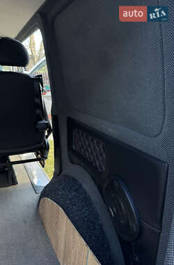 Минивэн Volkswagen Transporter 2015 в 