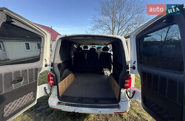 Минивэн Volkswagen Transporter 2015 в 