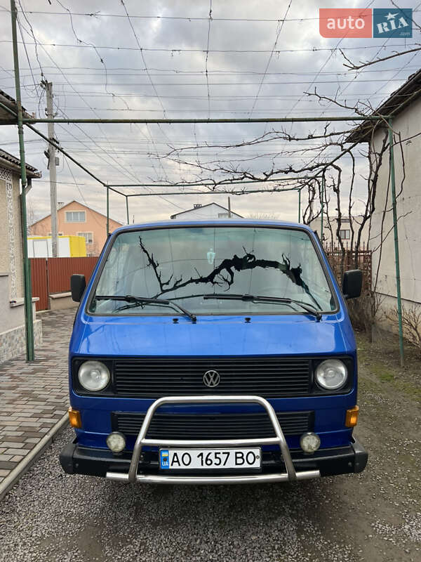 Вантажний фургон Volkswagen Transporter 1987 в Ужгороді