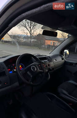 Грузовой фургон Volkswagen Transporter 2005 в 