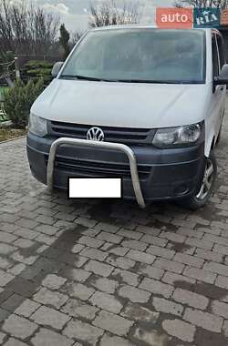 Мінівен Volkswagen Transporter 2013 в Дніпрі