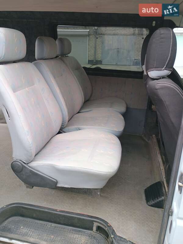 Минивэн Volkswagen Transporter 2002 в Днепре