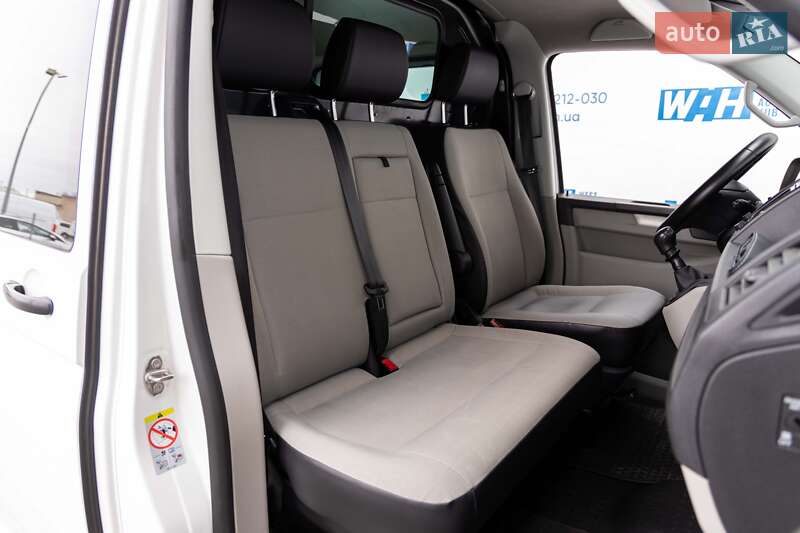 Грузовой фургон Volkswagen Transporter 2017 в Луцке