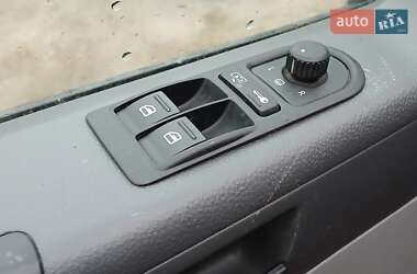 Грузовой фургон Volkswagen Transporter 2008 в 