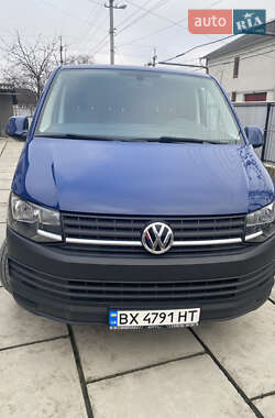 Минивэн Volkswagen Transporter 2016 в 