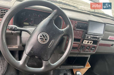 Минивэн Volkswagen Transporter 2001 в 
