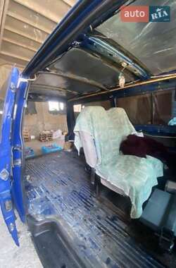 Минивэн Volkswagen Transporter 2001 в 