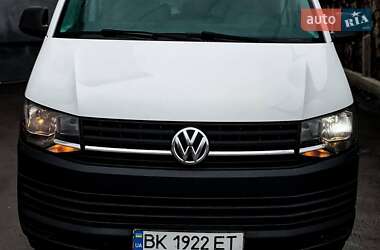 Мінівен Volkswagen Transporter 2016 в 