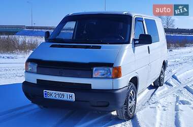 Мінівен Volkswagen Transporter 1998 в Сарнах