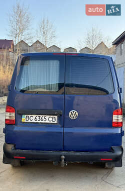 Мінівен Volkswagen Transporter 2006 в Новояворівську