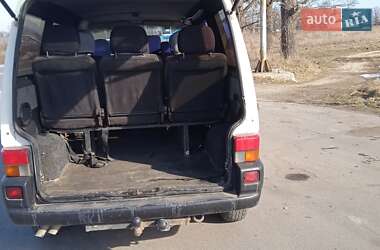 Минивэн Volkswagen Transporter 2000 в 