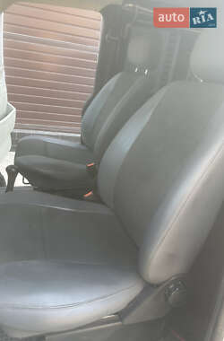 Минивэн Volkswagen Transporter 2003 в 