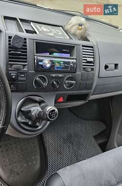 Минивэн Volkswagen Transporter 2005 в 