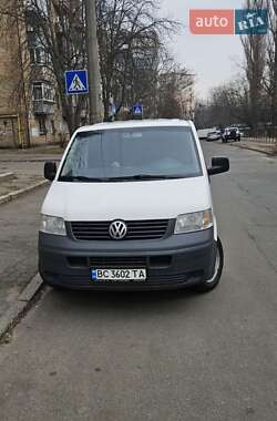Минивэн Volkswagen Transporter 2005 в 