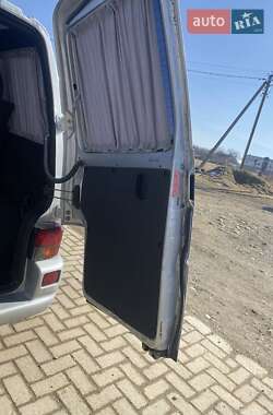 Минивэн Volkswagen Transporter 2001 в 