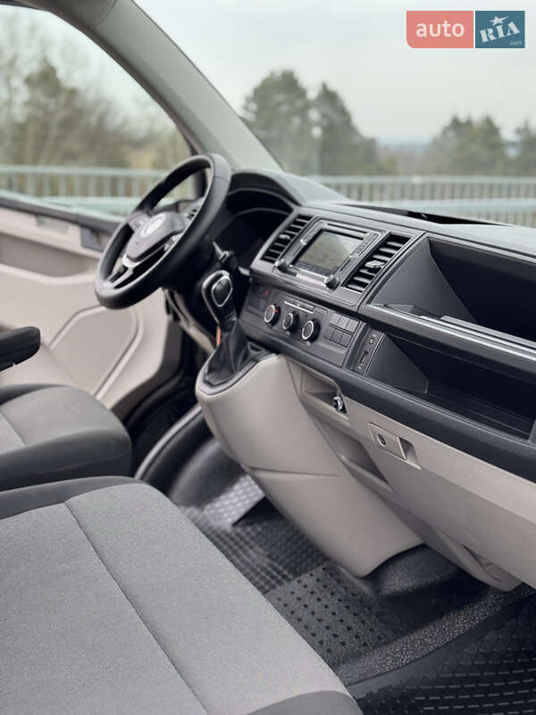 Грузовой фургон Volkswagen Transporter 2019 в Ровно