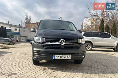 Минивэн Volkswagen Transporter 2020 в 