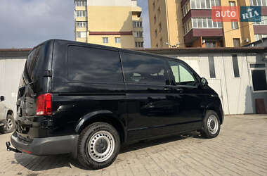 Минивэн Volkswagen Transporter 2020 в 