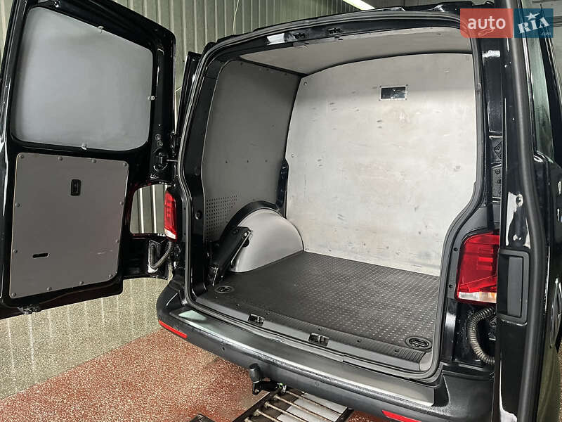 Минивэн Volkswagen Transporter 2020 в Каменец-Подольском
