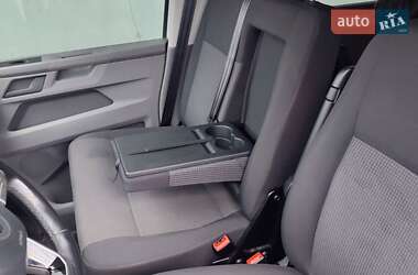 Минивэн Volkswagen Transporter 2020 в 